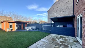 Photo 33- click for photo gallery